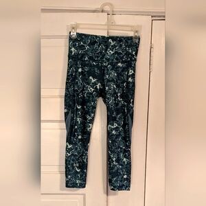 Under Armour women's compression heat gear teal leggings S